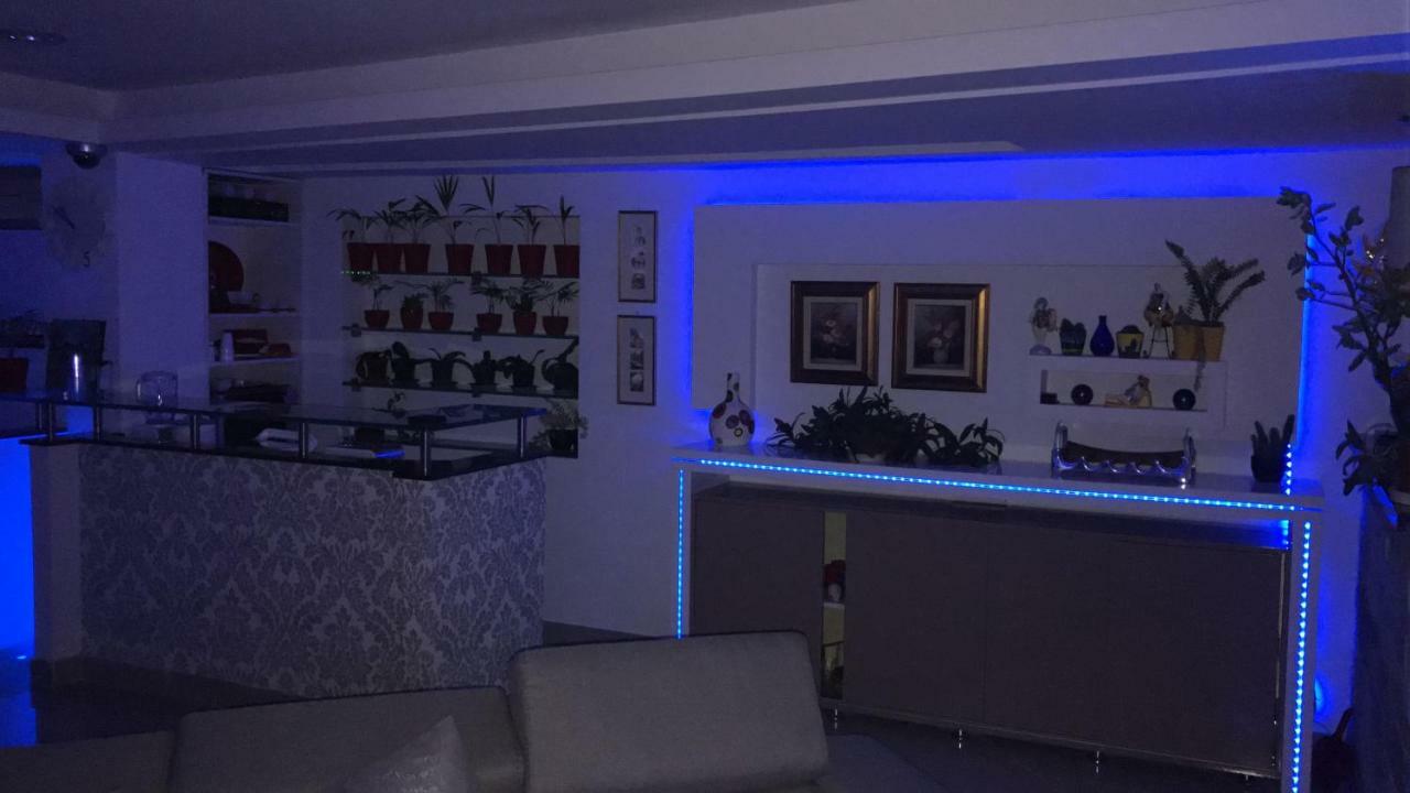 康斯坦察Ozana Apartament公寓 外观 照片